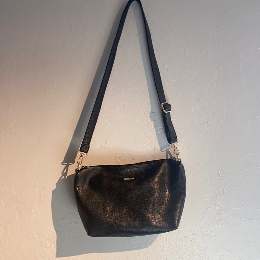 Remi/reid black leather crossbody purse